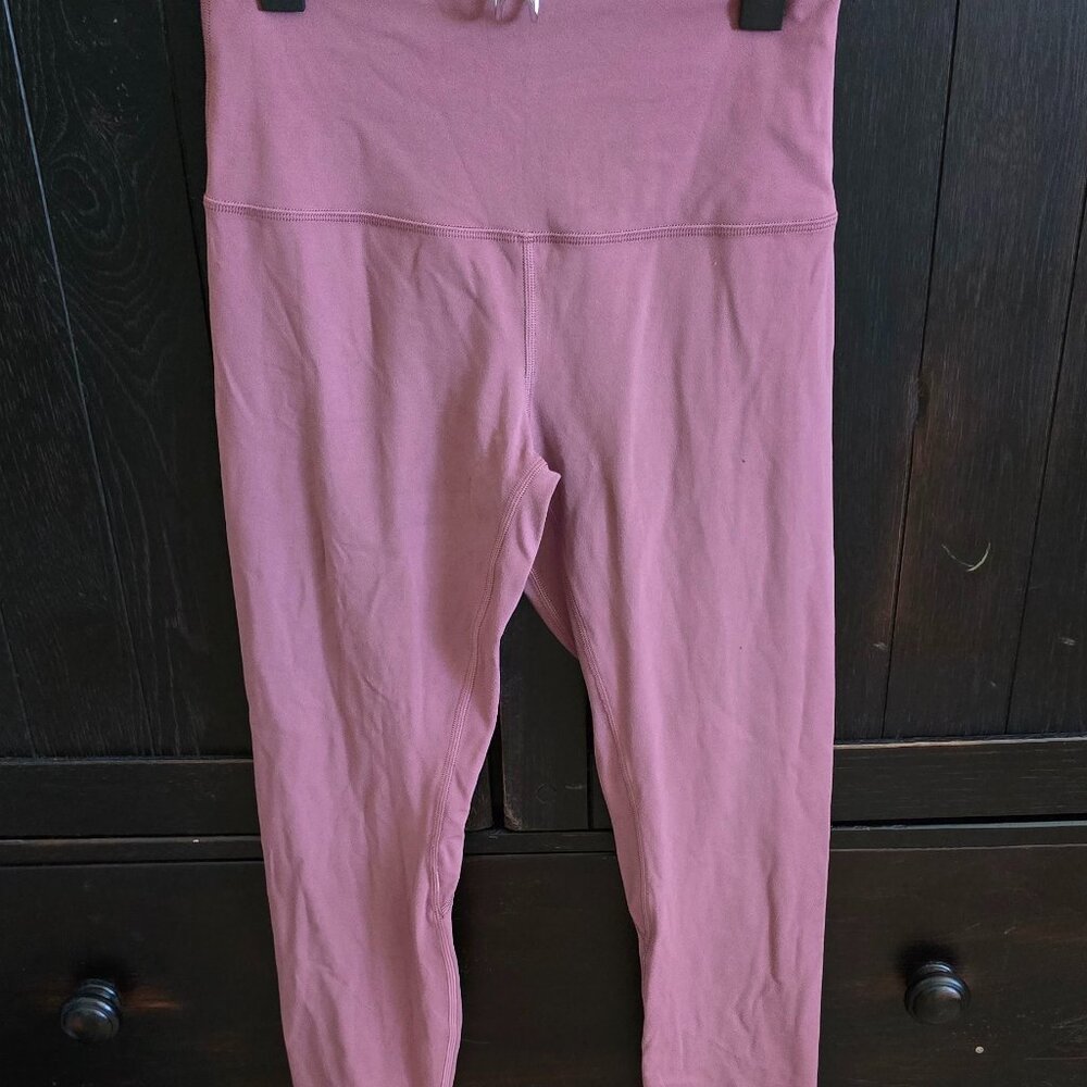 Lululemon Align Leggings 25" Color Dusty Pink Size 6 Excellent Condition.